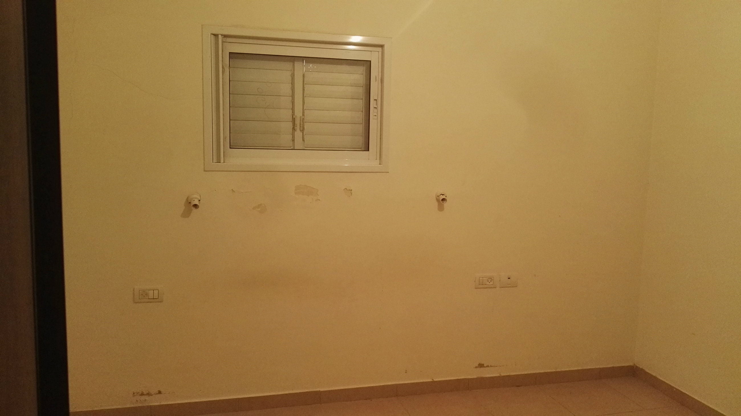 Before-חדר שינה קרן 1